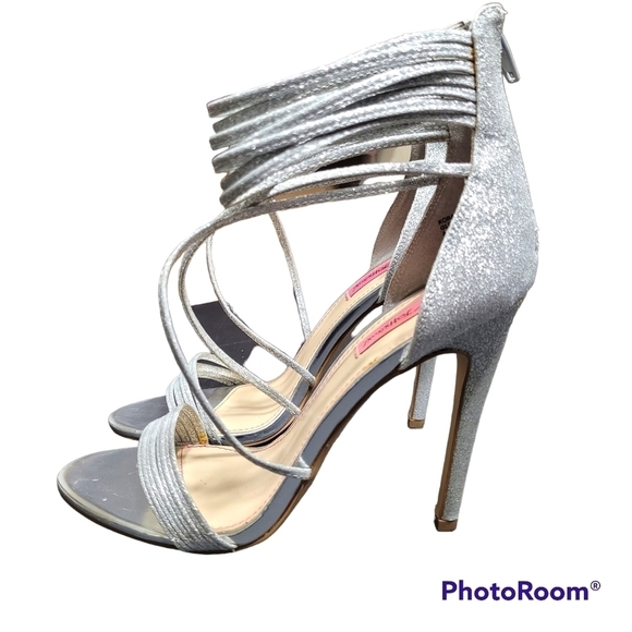Betsey Johnson Kora Silver Sparkly Strappy Open Toe Zipper Back Heels 8M - Picture 12 of 12